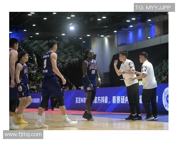 重庆篮球队技术实力强劲荣登全国篮球技术排行榜第三名